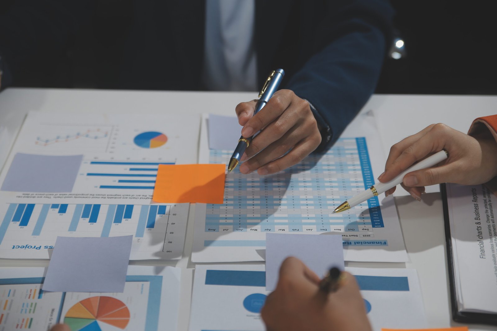 Gifuensa - Servicios Bancarios - Contáctenos ahora mismo.